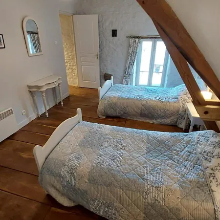 Gîte charmant à la campagne Cherence-le-Heron